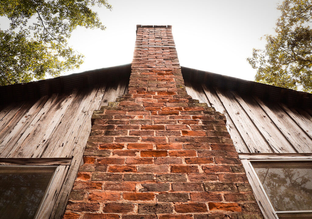 Homeowner Guide to the Fireplace and Chimney